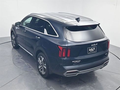 Certified 2023 Kia Sorento EX image 50