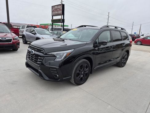 Used 2023 Subaru Ascent Onyx Edition Limited image 2