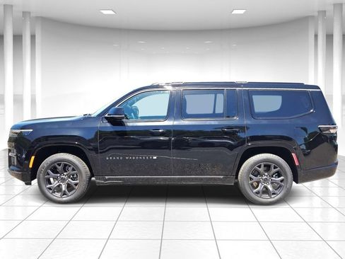 New 2026 Jeep Grand Wagoneer Limited w/ Premium Group II AWD/4WD image 6