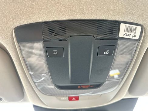 New 2025 Kia Niro EX image 29