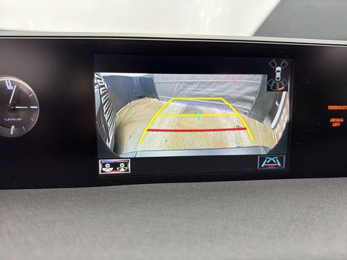 Used 2019 Lexus UX 250h image 19