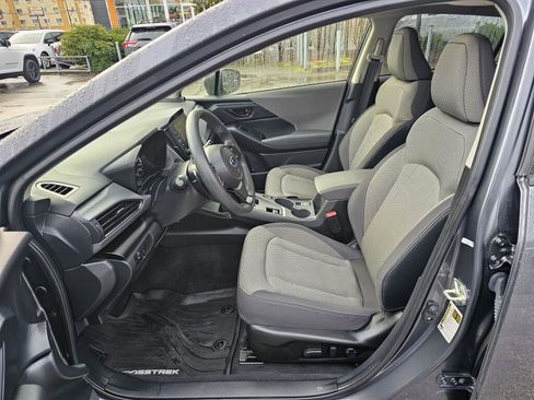 Used 2024 Subaru Crosstrek 2.0i Premium image 18
