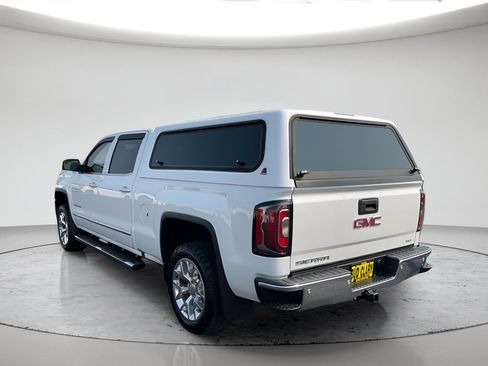 Used 2017 GMC Sierra 1500 SLT w/ SLT Preferred Package AWD/4WD image 5