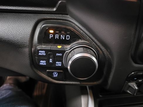 Used 2020 RAM 1500 Big Horn AWD/4WD image 19