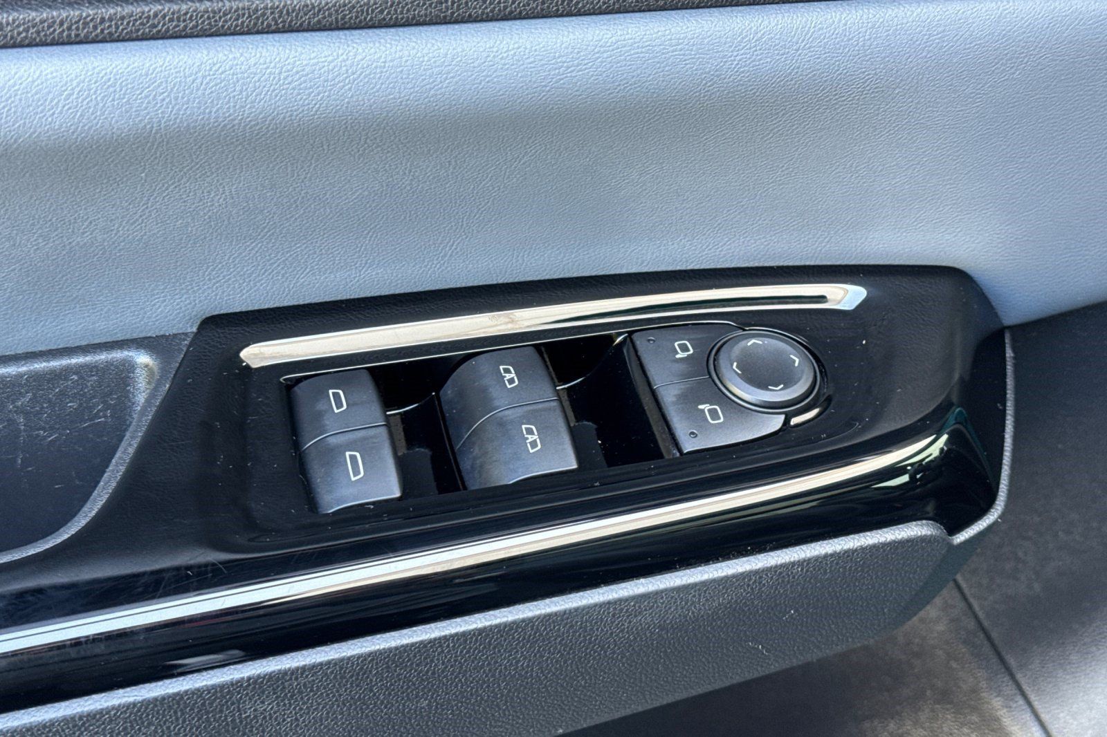 Used 2024 Honda Prologue Touring image 14