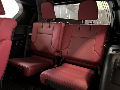 Used 2023 Lexus GX 460 Premium image 24