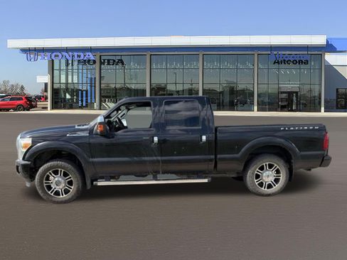 Used 2014 Ford F250 Platinum AWD/4WD image 2