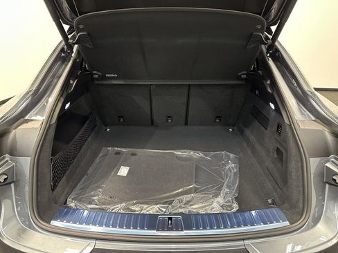 New 2026 Porsche Cayenne Cayenne Coupe image 38