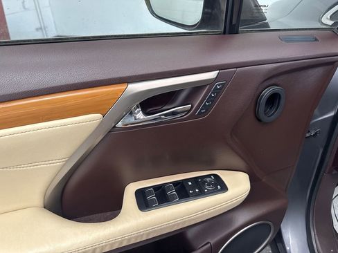 Used 2017 Lexus RX 350 image 10