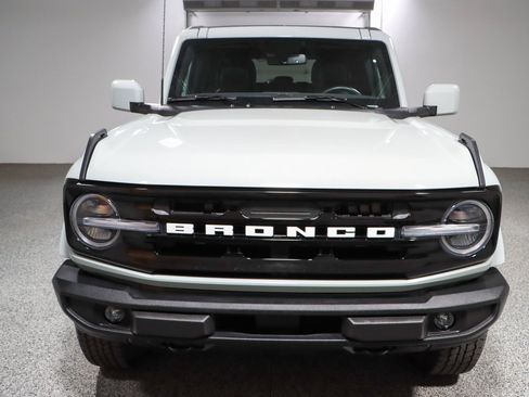 Used 2023 Ford Bronco Outer Banks AWD/4WD image 4
