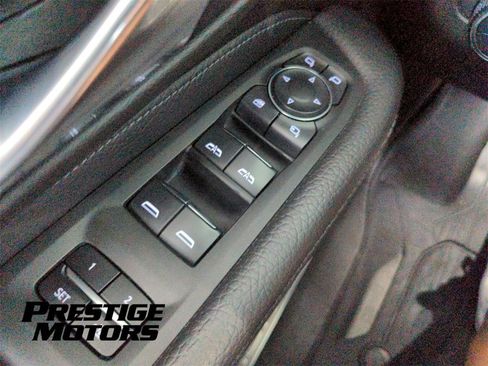 Used 2021 GMC Yukon XL Denali w/ Denali Ultimate Package image 35