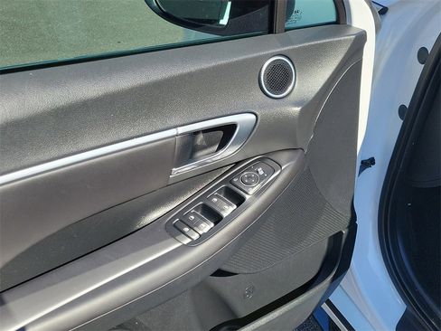 Certified 2023 Hyundai Sonata SEL w/ Convenience Package image 21