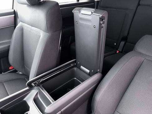 New 2026 Hyundai Santa Fe SE AWD/4WD image 18
