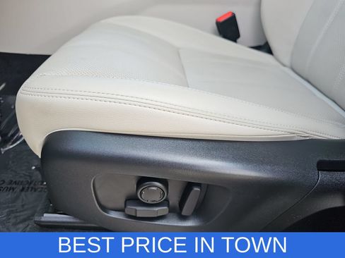 Used 2023 Land Rover Range Rover Velar R-Dynamic S AWD/4WD image 28