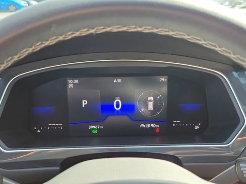 Certified 2023 Volkswagen Tiguan SE R-Line image 27