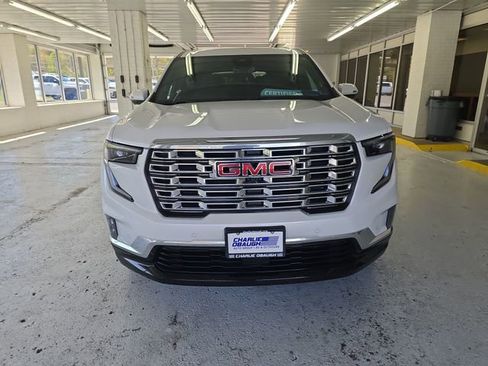Used 2024 GMC Acadia Denali w/ Super Cruise Package image 8