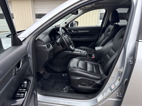 Used 2023 MAZDA CX-5 AWD 2.5 S w/ Premium Package image 16