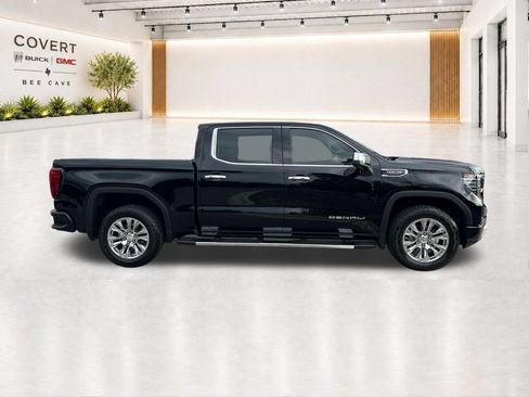 Used 2025 GMC Sierra 1500 Denali w/ Technology Package AWD/4WD image 13