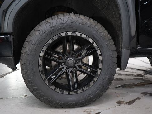 Used 2019 GMC Sierra 1500 Denali w/ Denali Ultimate Package AWD/4WD image 34