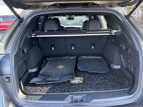 Used 2025 Subaru Outback Wilderness AWD/4WD image 11