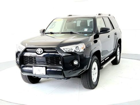 Certified 2023 Toyota 4Runner SR5 Premium w/ Moonroof Package AWD/4WD image 2