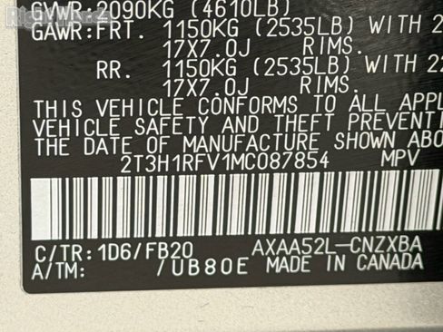 Used 2021 Toyota RAV4 LE w/ Carpet Mat Package (TMS) image 36