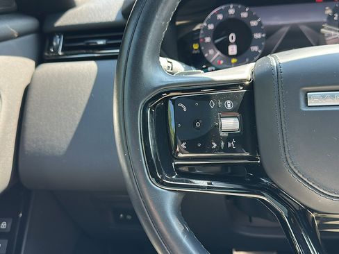 Used 2025 Land Rover Range Rover Velar Dynamic SE image 15