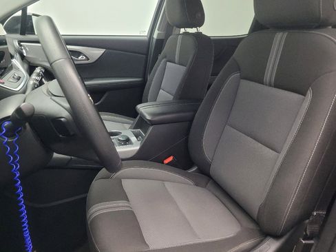 Used 2024 Chevrolet Blazer LT w/ Convenience Package FWD image 17