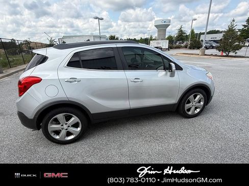 Used 2016 Buick Encore Convenience FWD image 3