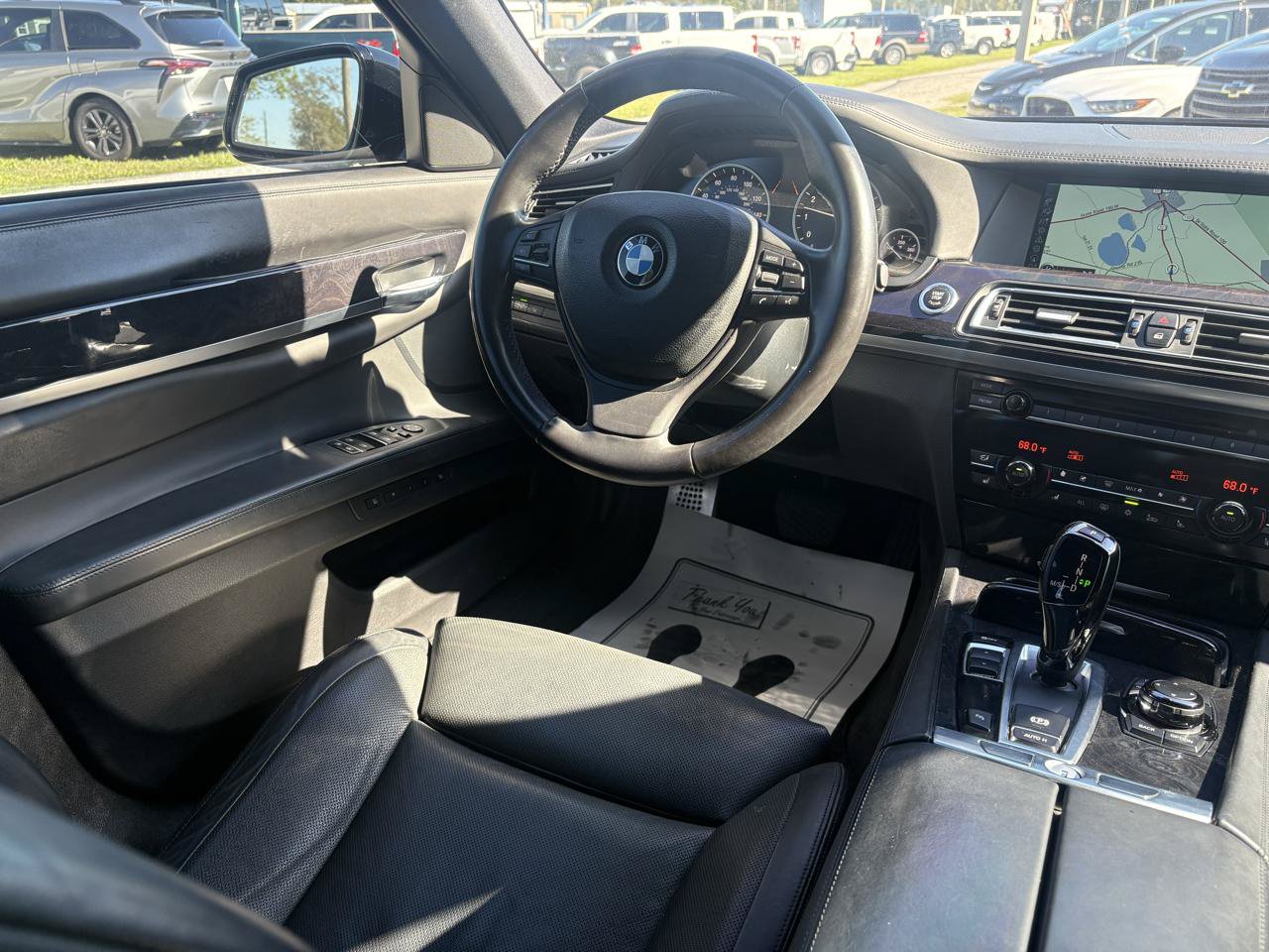 Used 2011 BMW 750Li RWD image 26