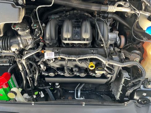 Used 2014 Ford Fusion SE image 24