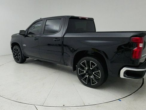 Certified 2026 Chevrolet Silverado 1500 LT RWD image 5