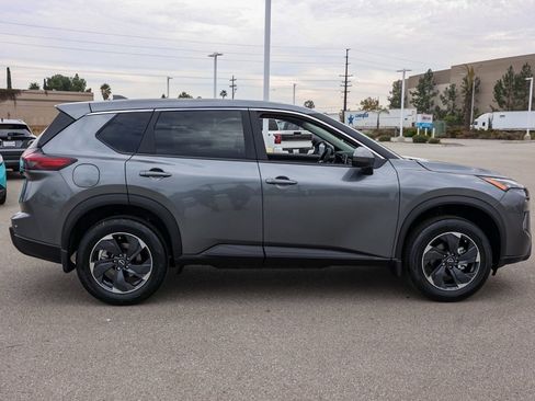 New 2026 Nissan Rogue SV image 3