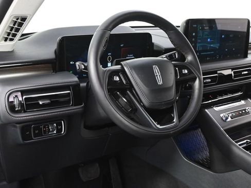 New 2026 Lincoln Aviator Reserve AWD/4WD image 11