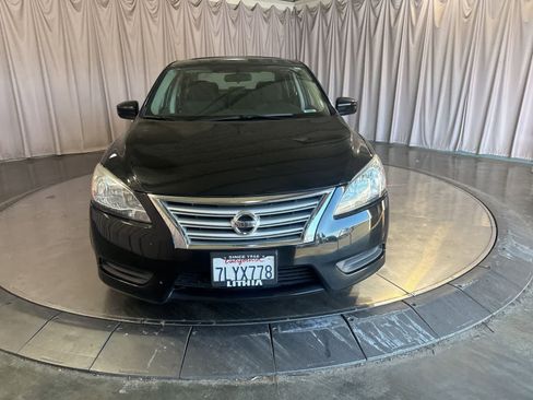 Used 2015 Nissan Sentra SV w/ Style Package FWD image 2
