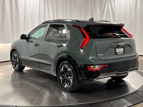 Certified 2023 Kia Niro Wind w/ Wind Preserve Package FWD image 9