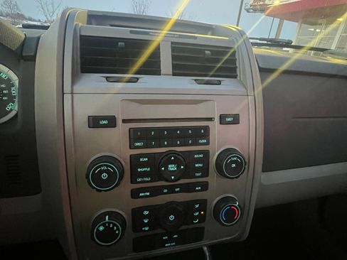 Used 2008 Ford Escape XLT image 13