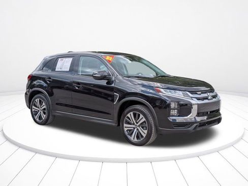 Used 2022 Mitsubishi Outlander Sport SE AWD/4WD image 2