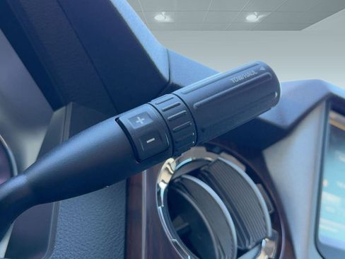 Used 2016 Ford F350 Lariat w/ Lariat Ultimate Package image 26