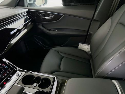 New 2026 Audi Q8 Premium Plus image 24
