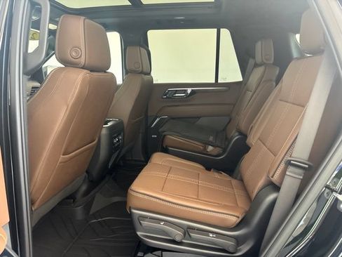 New 2026 Chevrolet Tahoe High Country w/ Sun And Tow Package AWD/4WD image 22