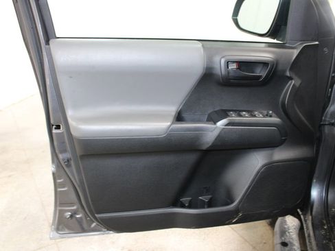 Used 2023 Toyota Tacoma SR w/ SR Convenience Package image 33