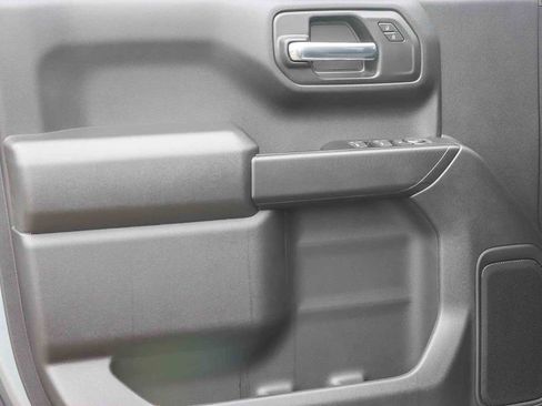 New 2026 Chevrolet Silverado 1500 Custom image 19