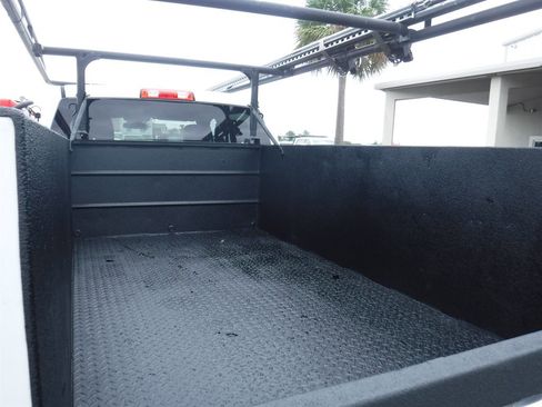 Used 2022 RAM 2500 Tradesman w/ Cold Weather Group image 8