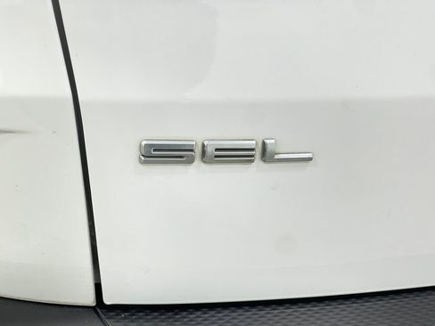 Used 2020 Ford Escape SEL image 39