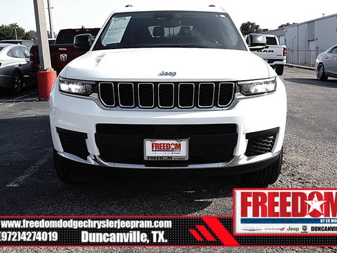 Used 2023 Jeep Grand Cherokee L Laredo RWD image 8