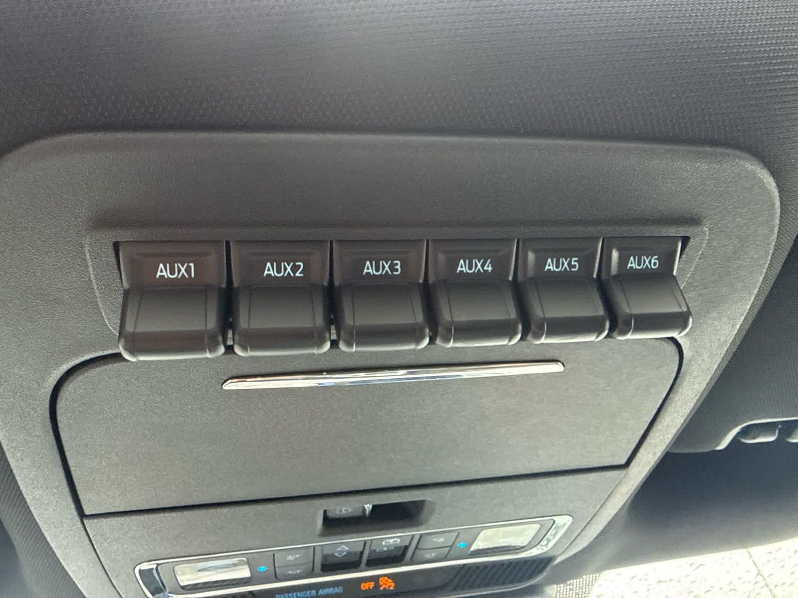 Used 2025 Ford F150 Raptor AWD/4WD image 18