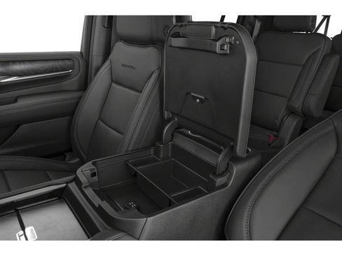 Used 2024 GMC Yukon XL Denali AWD/4WD image 10