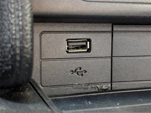 Used 2017 Ford Mustang GT image 17