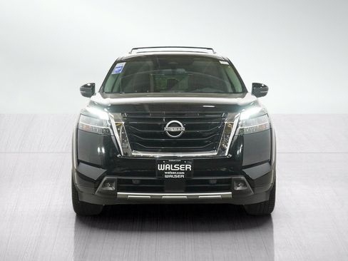 Used 2022 Nissan Pathfinder Platinum w/ Lighting Package (N92) AWD/4WD image 8